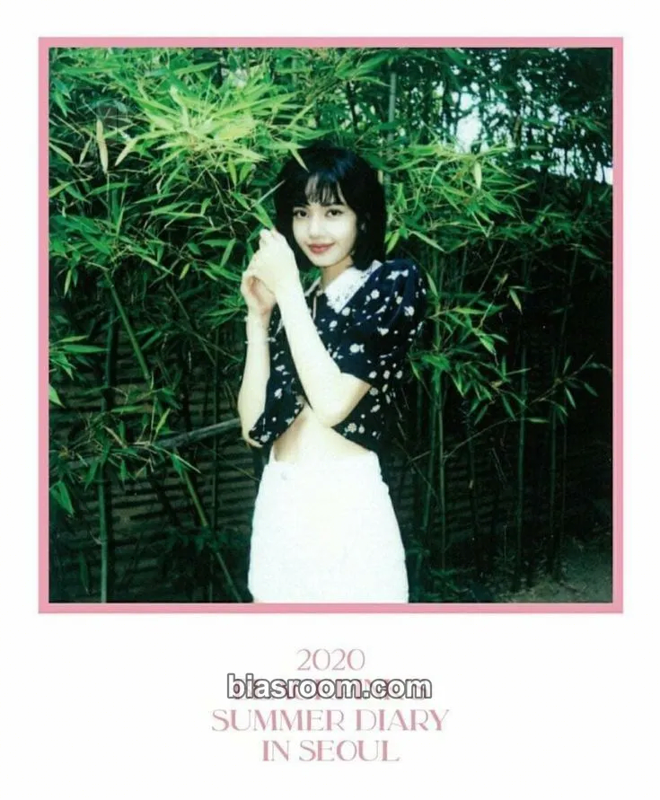 Lisa 2020 BLACKPINK'S SUMMER DIARY IN SEOUL - DVD & KIT VIDEO Photocard - BLACKPINK - BLACKPINK K-pop photocard