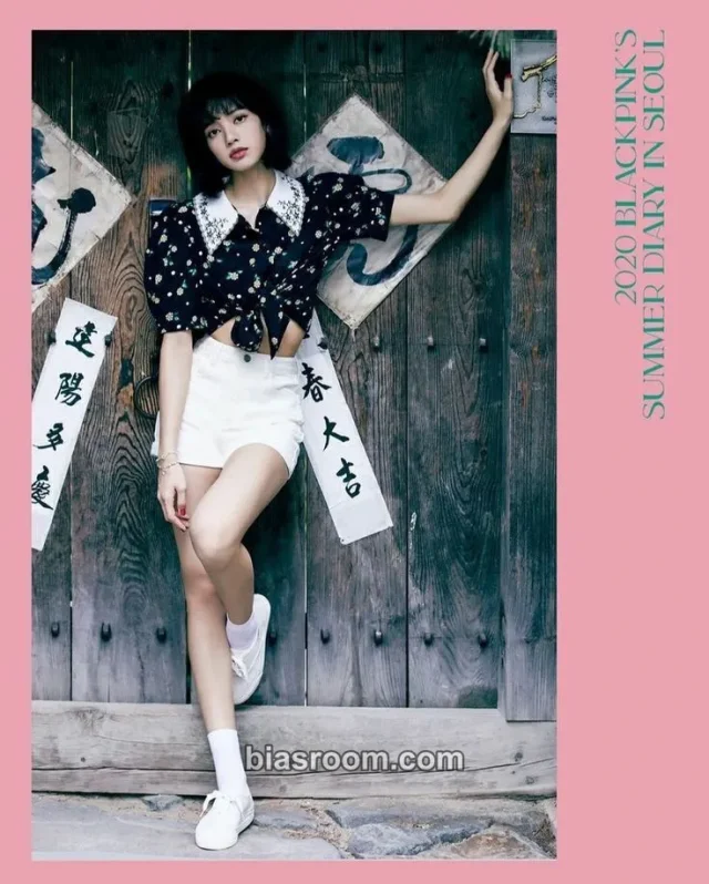 BLACKPINK - Lisa - 2020 BLACKPINK'S SUMMER DIARY IN SEOUL (KiT VIDEO) Other postcard