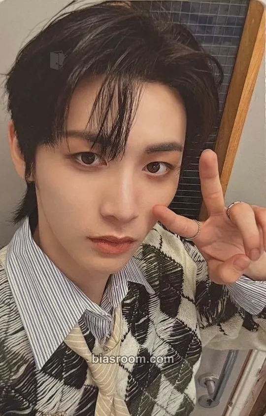 Taesan HOW? Photocard - BOYNEXTDOOR - BOYNEXTDOOR K-pop photocard