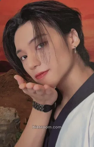 Wooyoung THE WORLD EP.FIN : WILL Photocard - ATEEZ - ATEEZ K-pop photocard