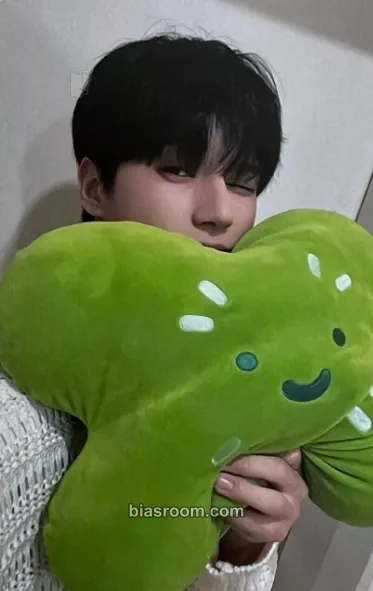 Wooyoung THE WORLD EP.FIN : WILL Photocard - ATEEZ - ATEEZ K-pop photocard