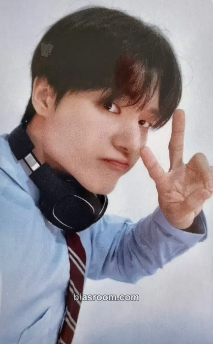 Wooyoung THE WORLD EP.FIN : WILL Photocard - ATEEZ - ATEEZ K-pop photocard