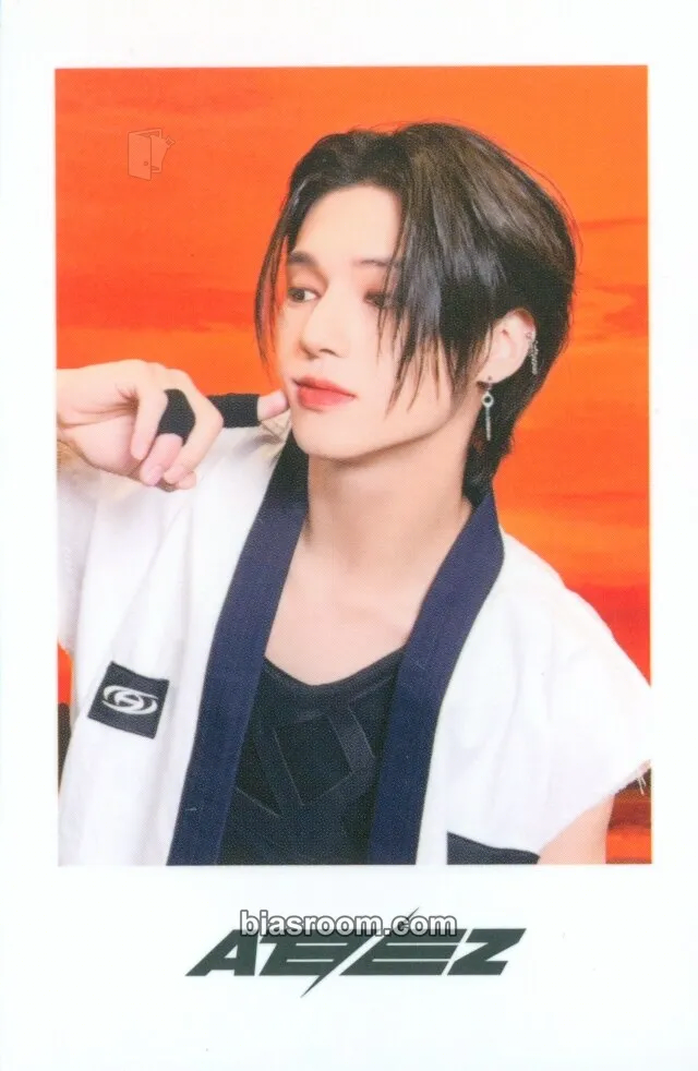 Wooyoung THE WORLD EP.FIN : WILL Photocard - ATEEZ - ATEEZ K-pop photocard