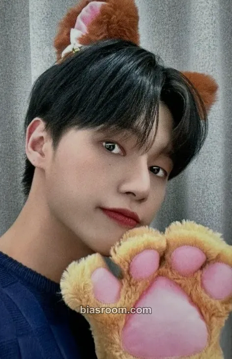 Wooyoung THE WORLD EP.FIN : WILL Photocard - ATEEZ - ATEEZ K-pop photocard