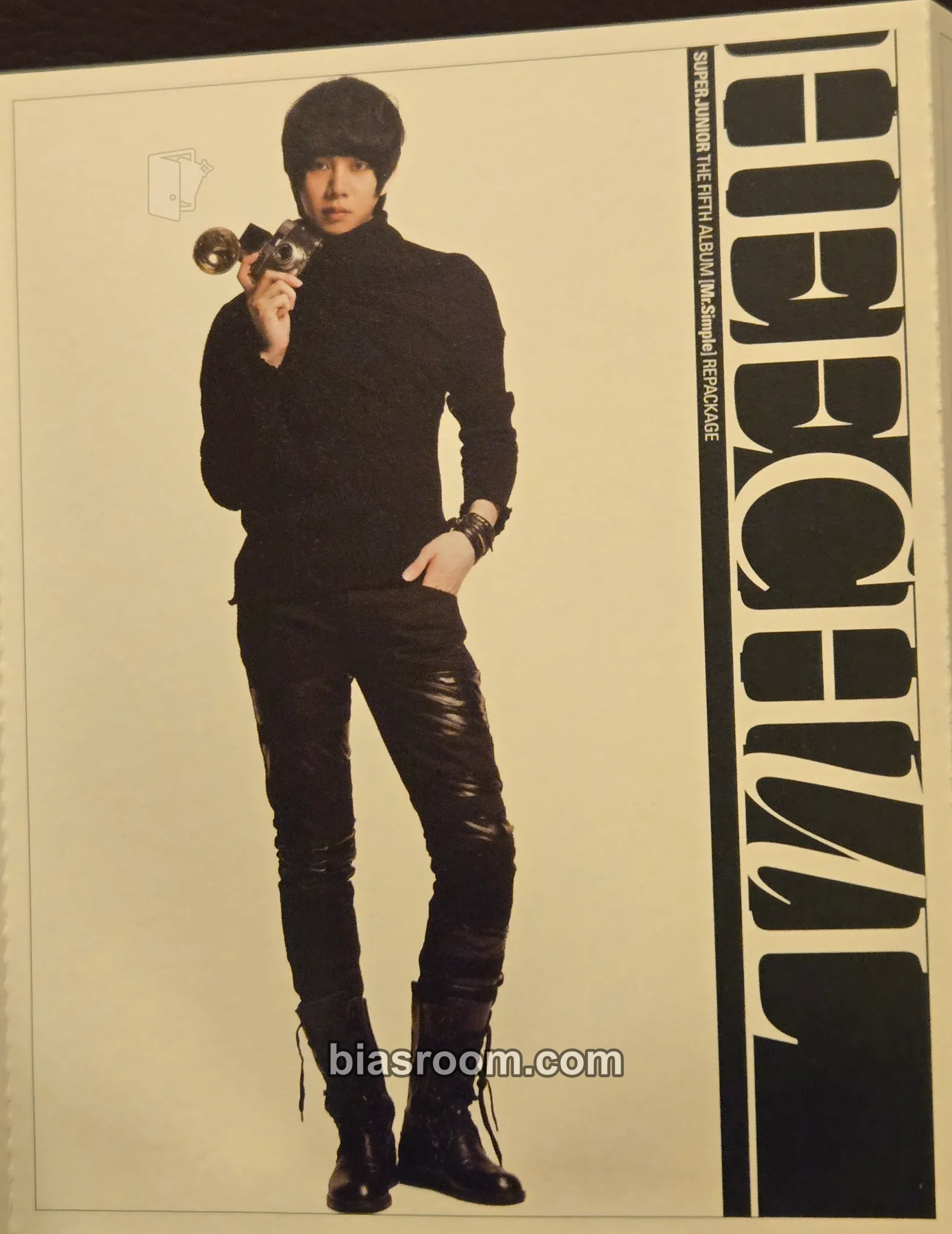 Heechul A-Cha Photocard - SUPER JUNIOR - SUPER JUNIOR K-pop photocard