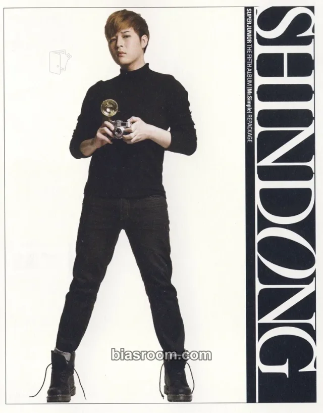 SUPER JUNIOR - Shindong - A-Cha Album postcard
