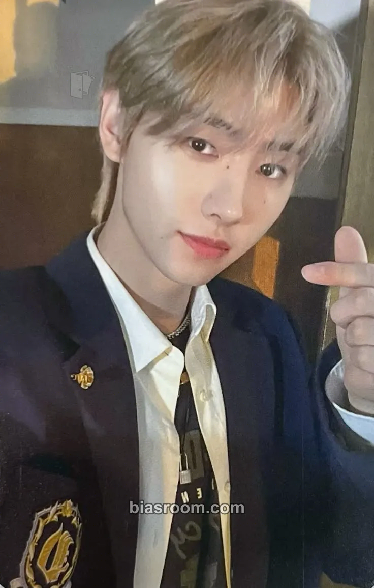 Sunghoon MANIFESTO: DAY 1 Photocard - ENHYPEN - ENHYPEN K-pop photocard