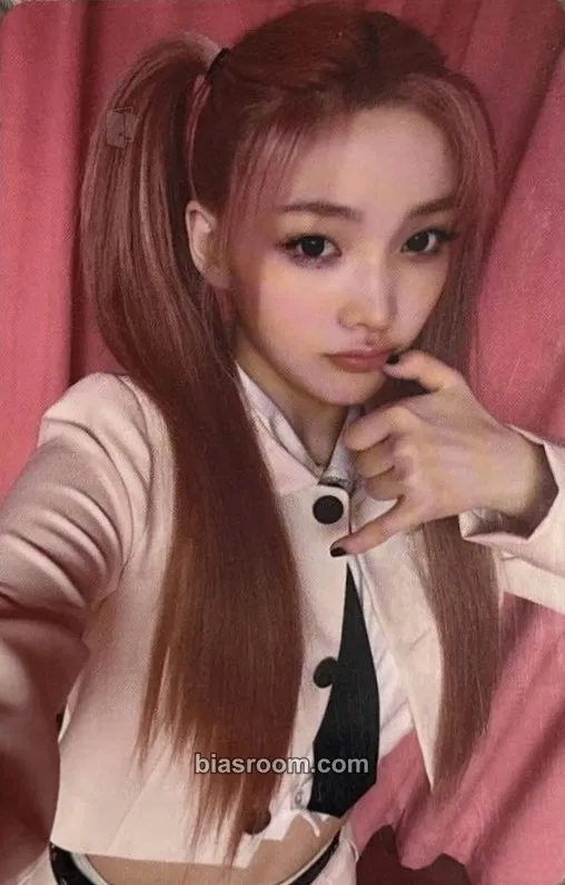 Iroha I'LL LIKE YOU Photocard - ILLIT - ILLIT K-pop photocard