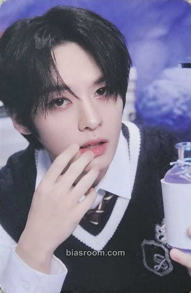 Lee Know 4th Fanmeeting - SKZ's Magic School Photocard - Stray Kids - Stray Kids K-pop photocard