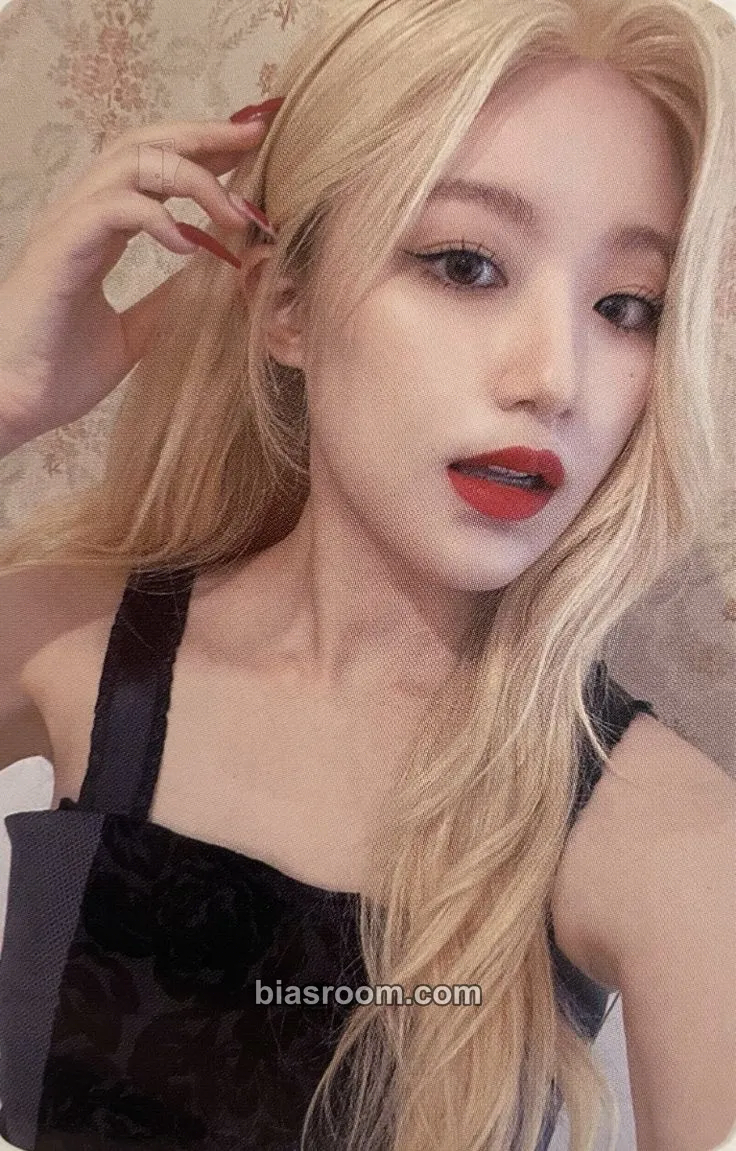 Shuhua I Love Photocard - i-dle - i-dle K-pop photocard