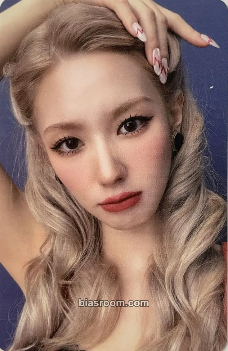 Miyeon I Love Photocard - i-dle - i-dle K-pop photocard