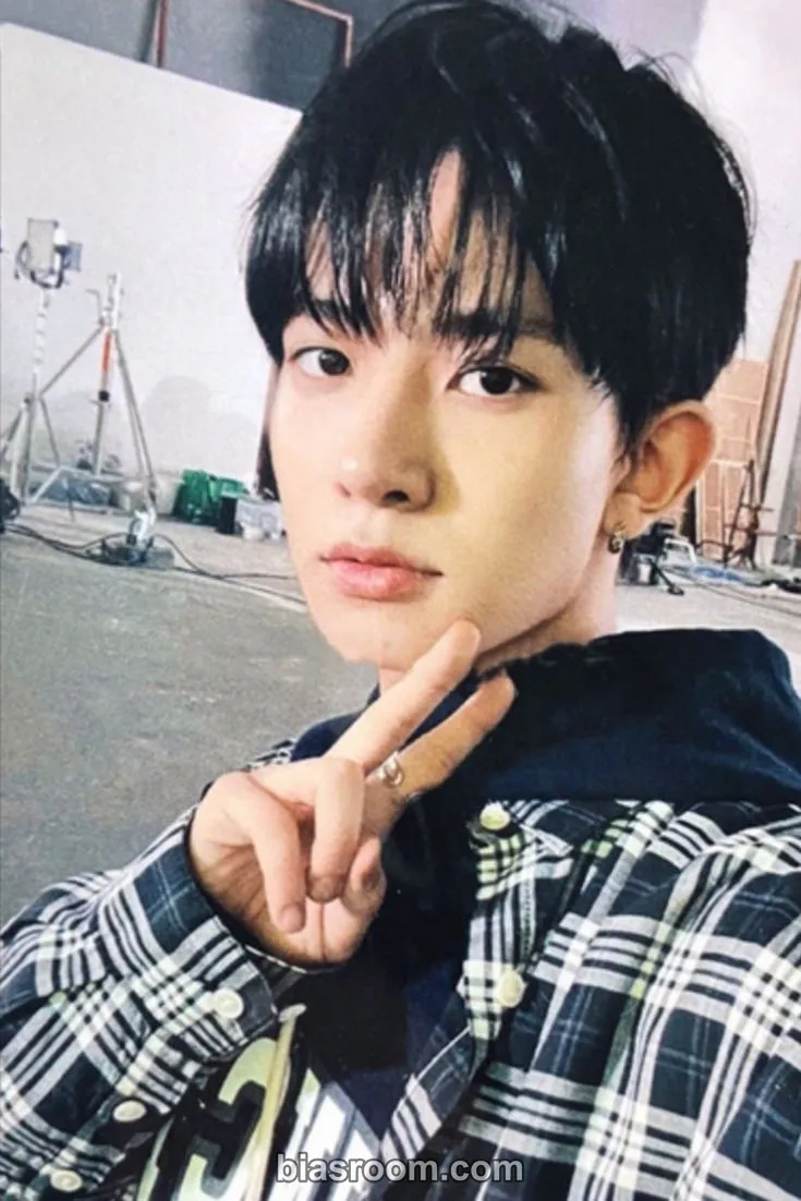 Heeseung MANIFESTO: DAY 1 Photocard - ENHYPEN - ENHYPEN K-pop photocard