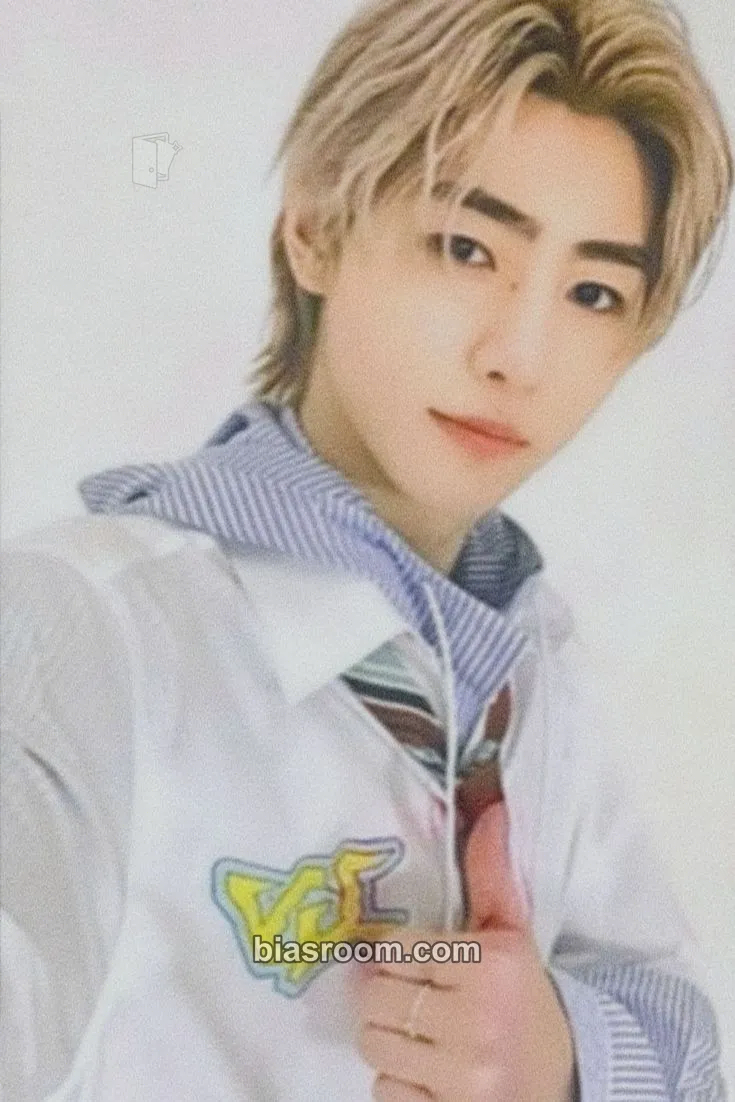 Sunghoon MANIFESTO: DAY 1 Photocard - ENHYPEN - ENHYPEN K-pop photocard