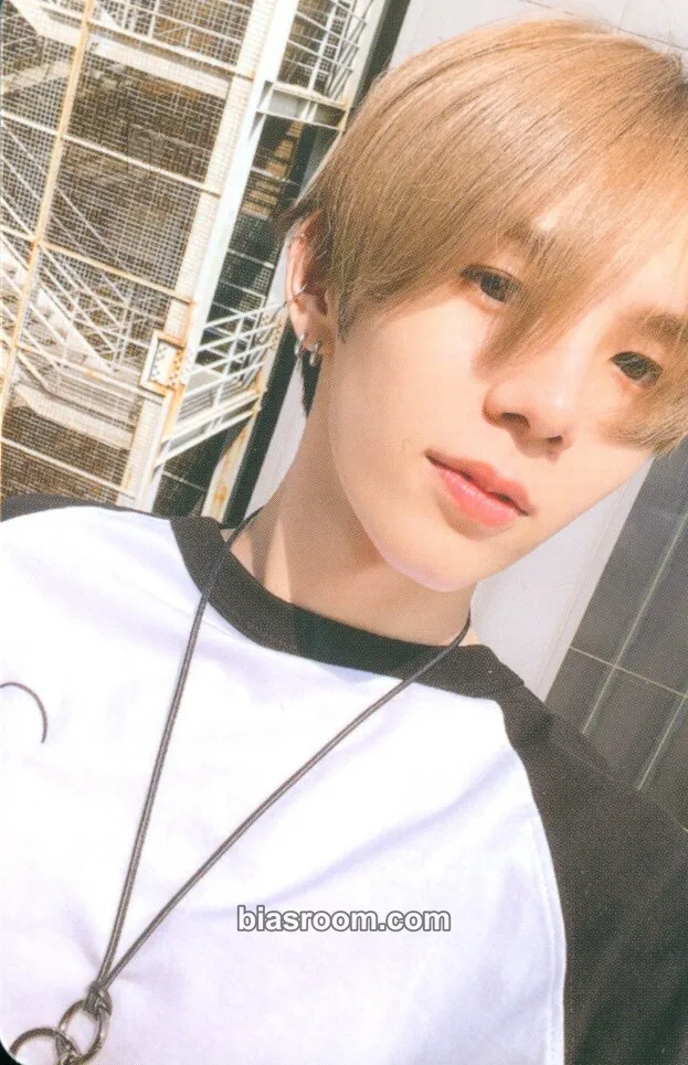 Shotaro Get A Guitar Photocard - RIIZE - RIIZE K-pop photocard