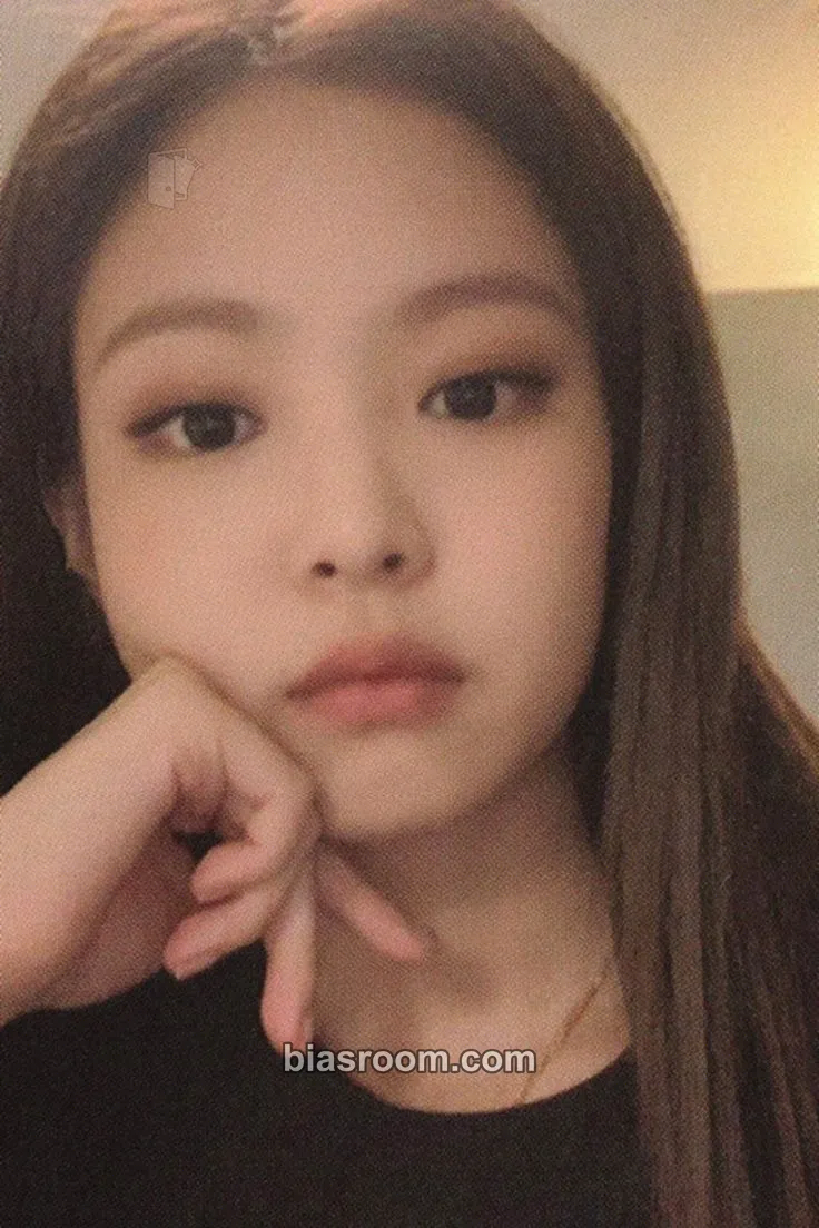 Jennie SOLO (Jennie solo) Photocard - BLACKPINK - BLACKPINK K-pop photocard