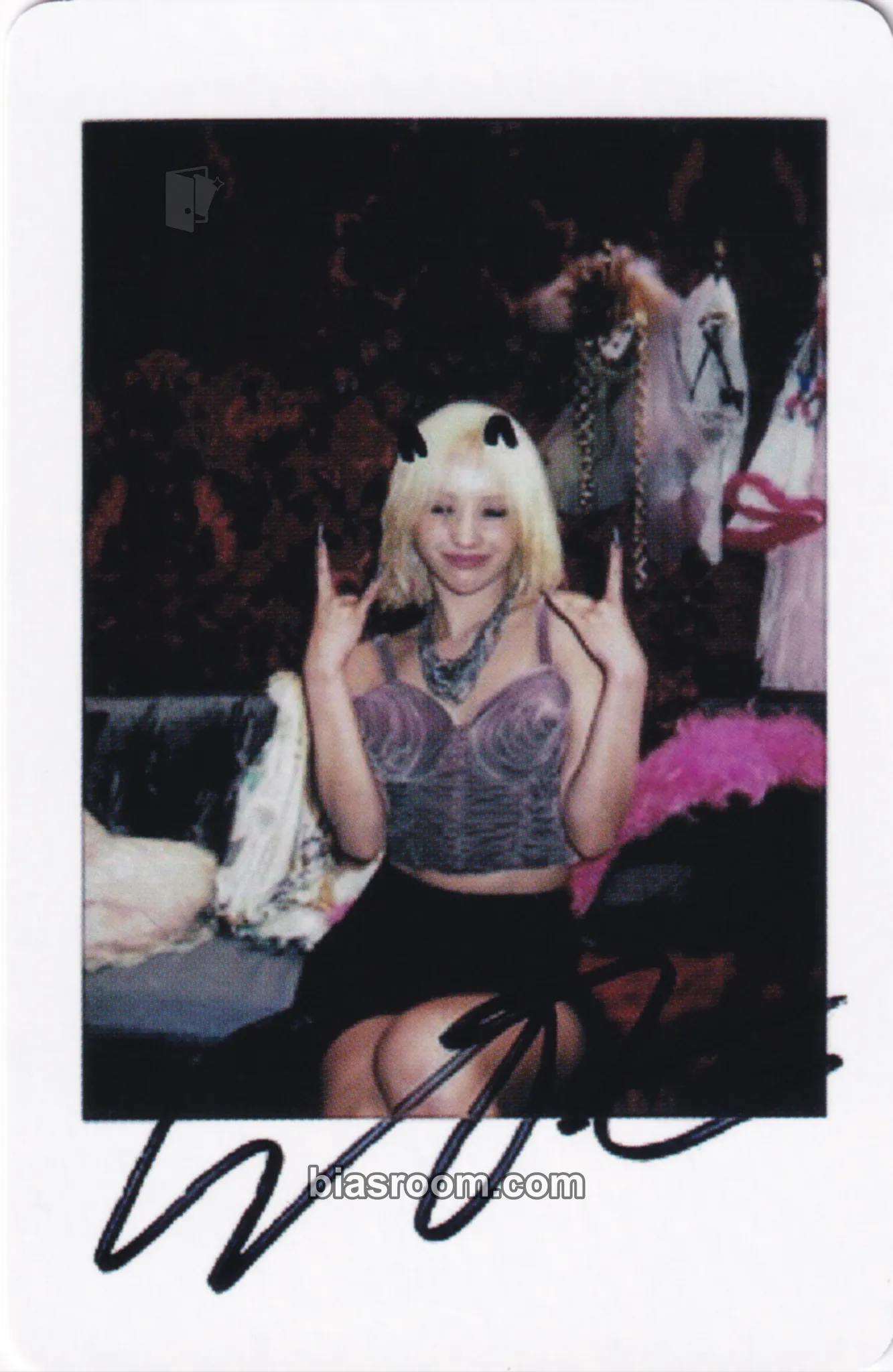 Soyeon I Love Photocard - i-dle - i-dle K-pop photocard