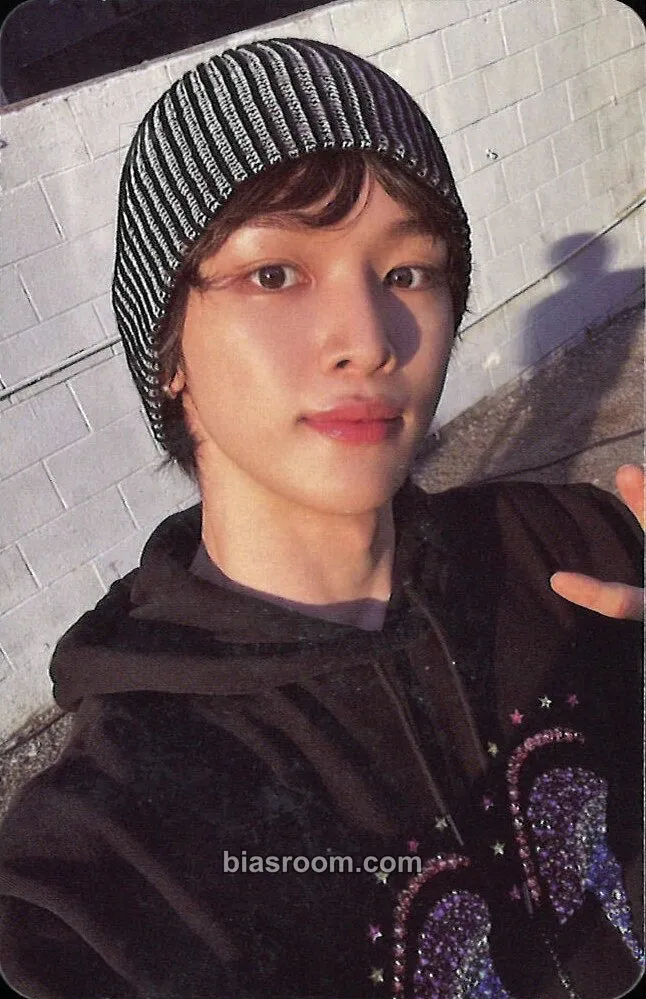 Sungchan Get A Guitar Photocard - RIIZE - RIIZE K-pop photocard