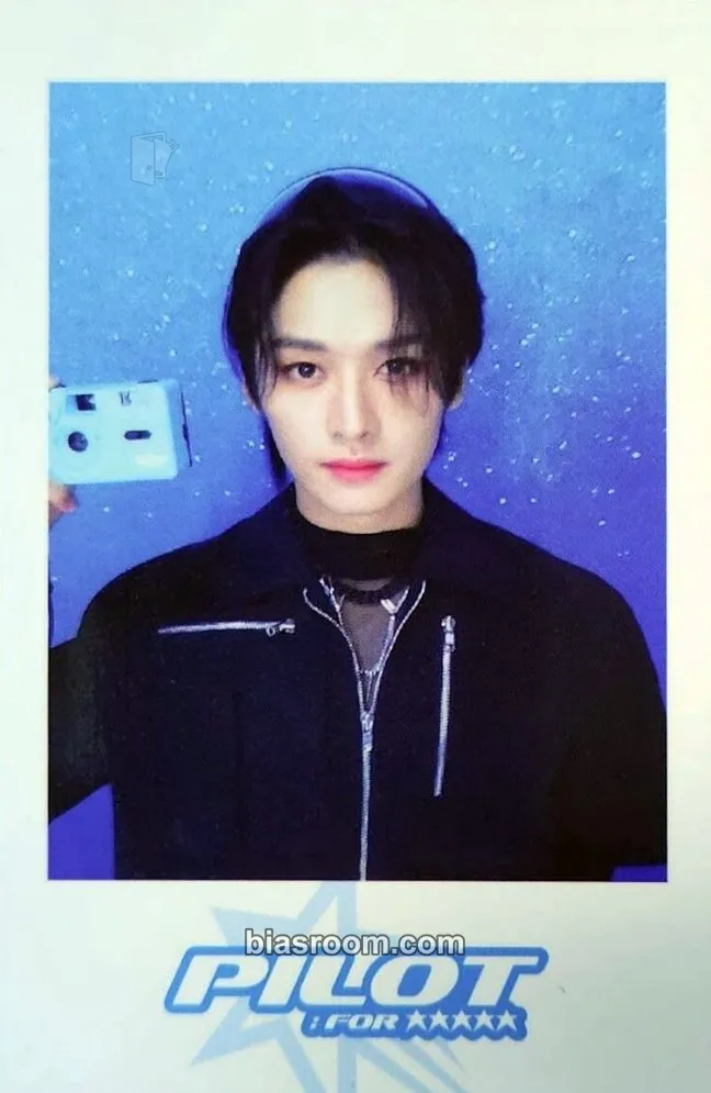 Lee Know 3rd Fanmeeting - Pilot for 5 Star Photocard - Stray Kids - Stray Kids K-pop photocard
