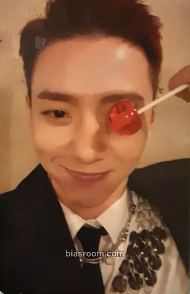 Yongguk 3 (Yongguk Solo) Photocard - BANG&JUNG&YOO&MOON - BANG&JUNG&YOO&MOON K-pop photocard