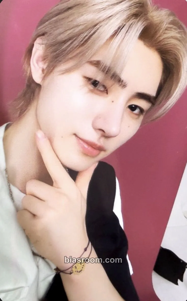 Sunghoon World Tour 'Manifesto' Photocard - ENHYPEN - ENHYPEN K-pop photocard