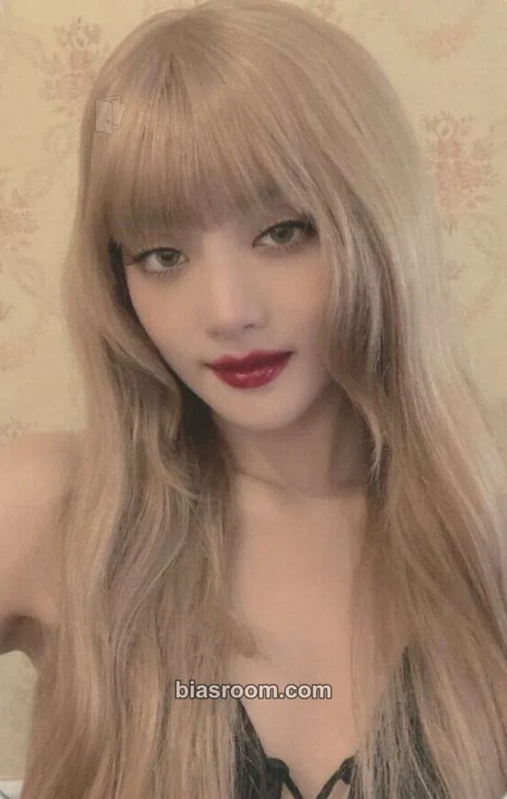 Minnie I Love Photocard - i-dle - i-dle K-pop photocard