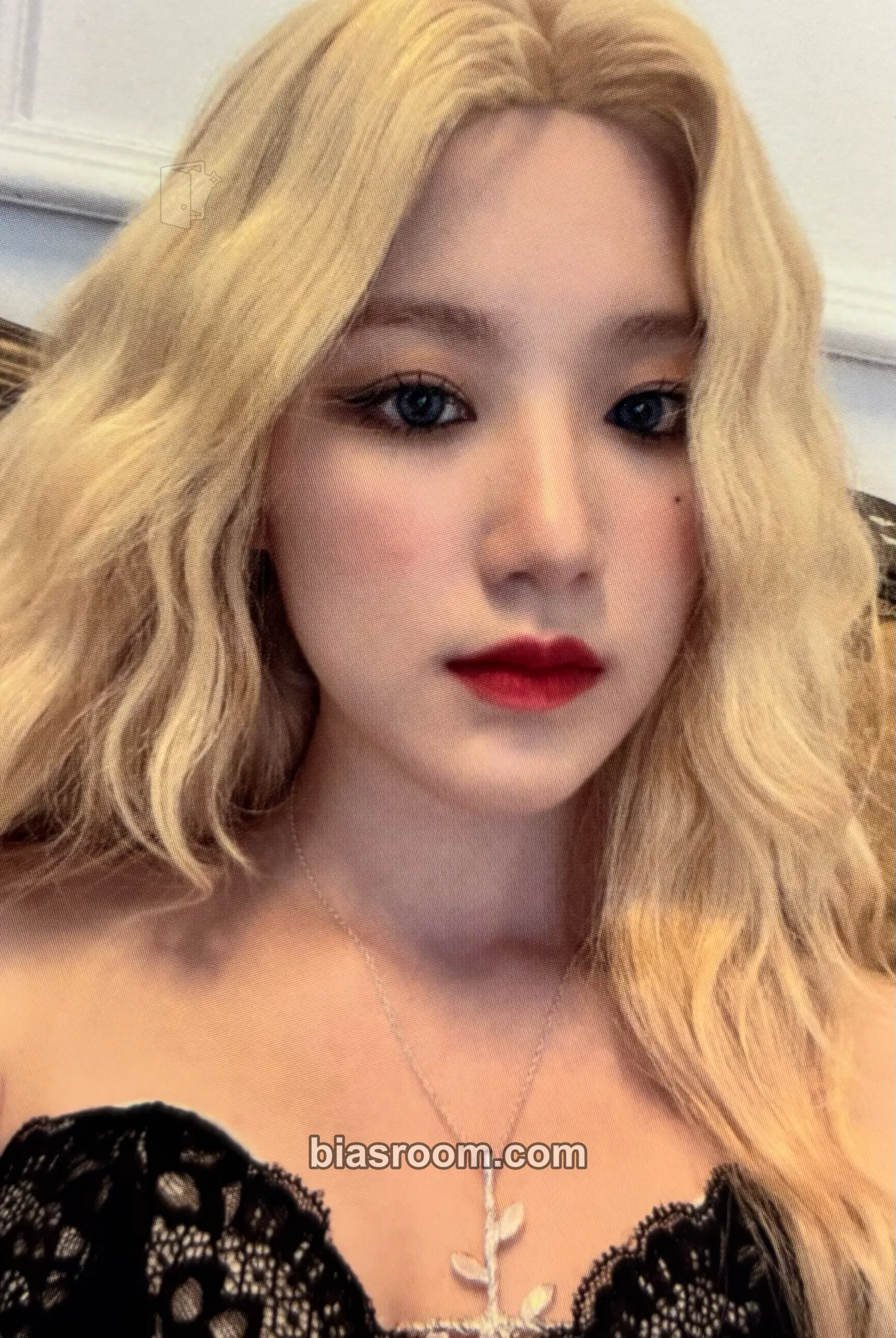 Shuhua I Love Photocard - i-dle - i-dle K-pop photocard