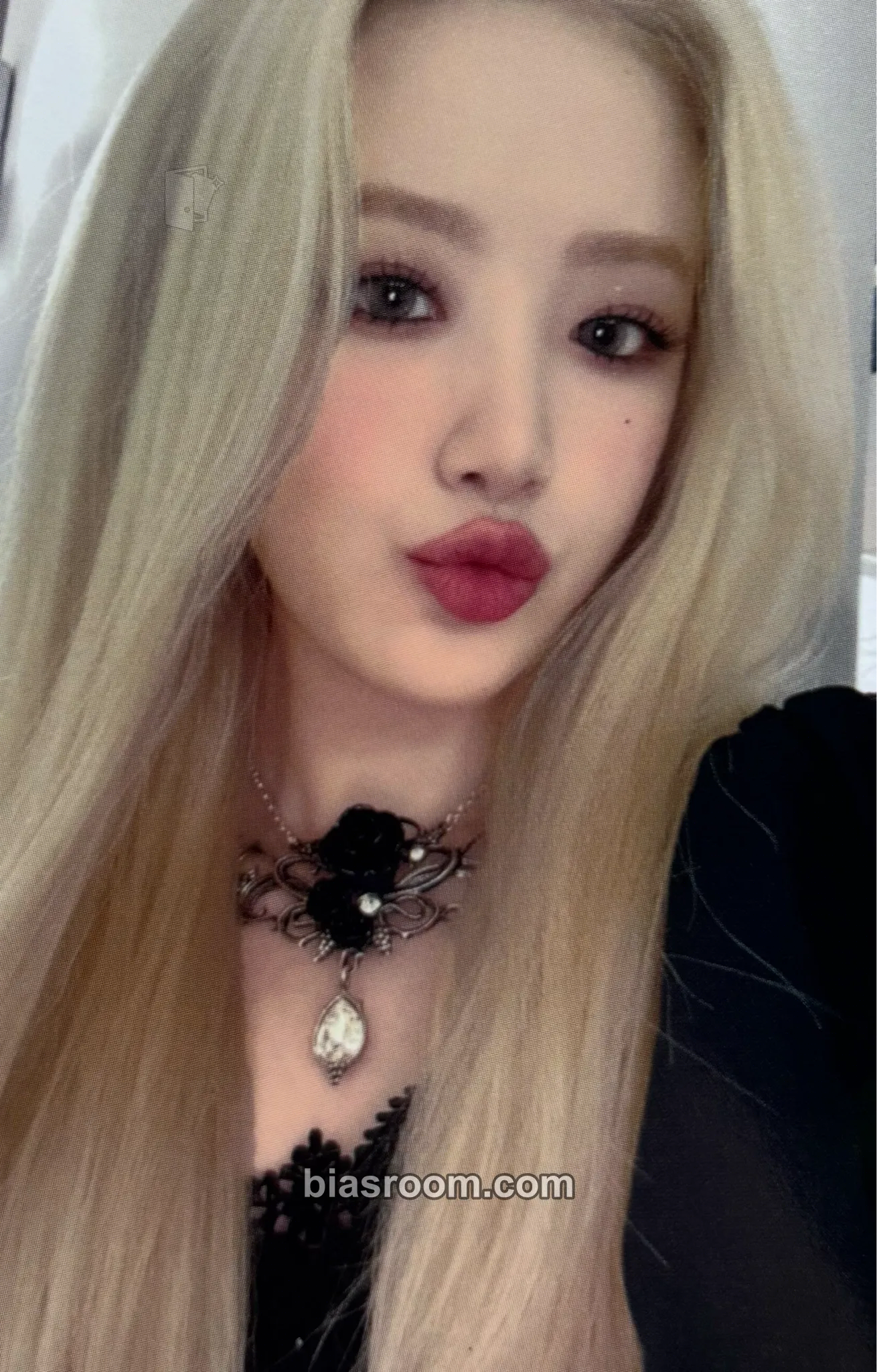Shuhua I Love Photocard - i-dle - i-dle K-pop photocard
