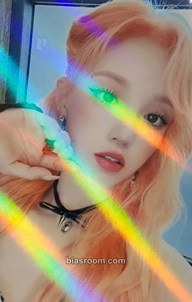 Yuqi I Love Photocard - i-dle - i-dle K-pop photocard