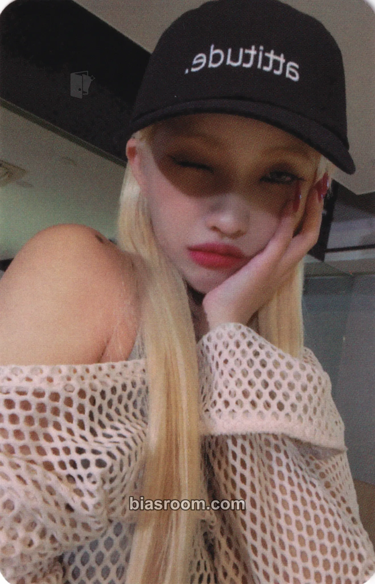 Soyeon I Love Photocard - i-dle - i-dle K-pop photocard