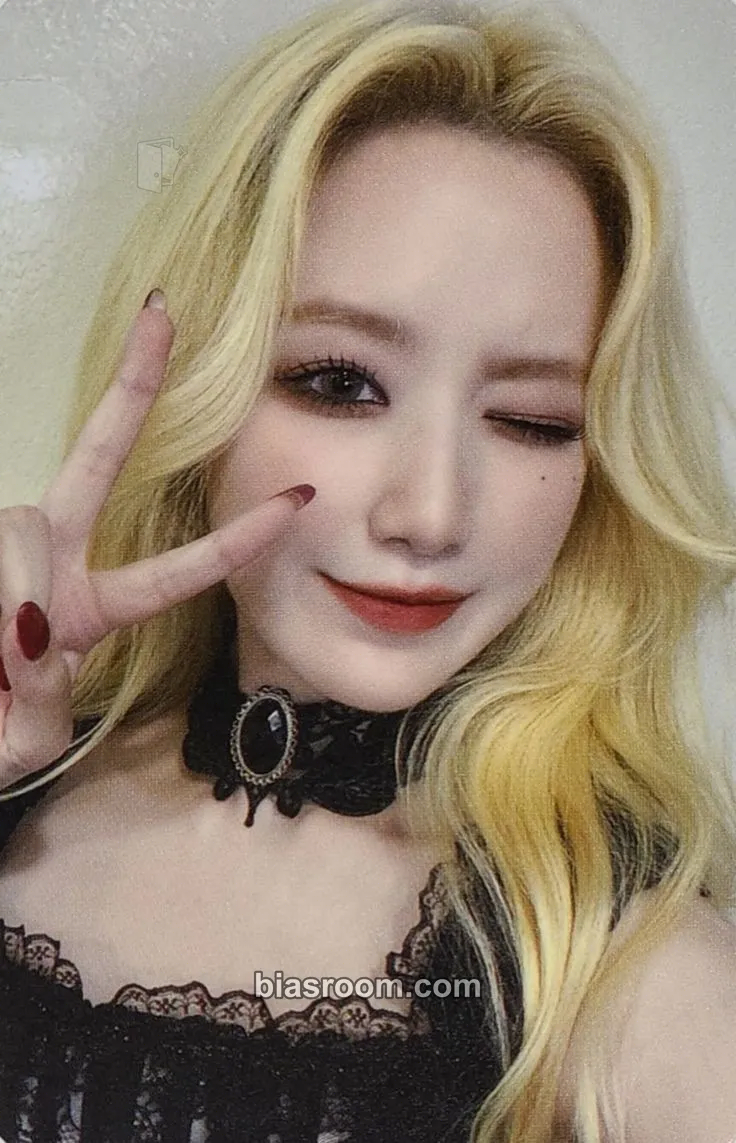 Shuhua I Love Photocard - i-dle - i-dle K-pop photocard