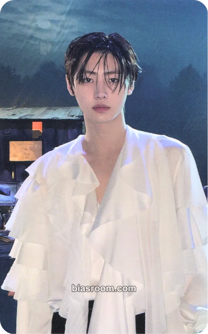Sunghoon DARK BLOOD Photocard - ENHYPEN - ENHYPEN K-pop photocard