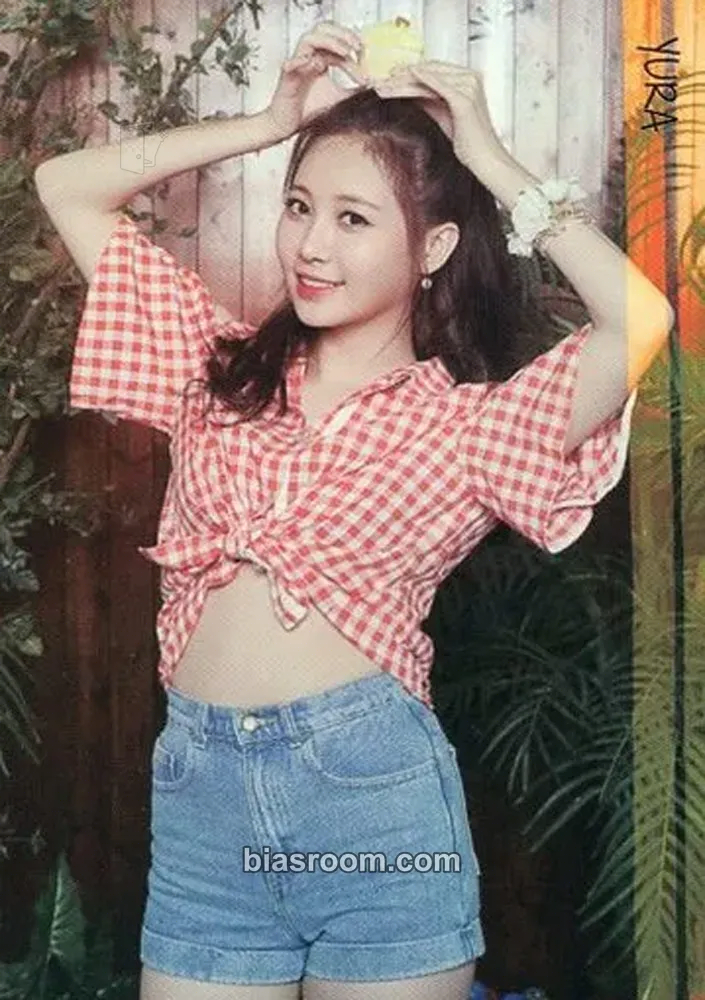 Yura Darling (JPN ver.) Photocard - Girl's Day - Girl's Day K-pop photocard