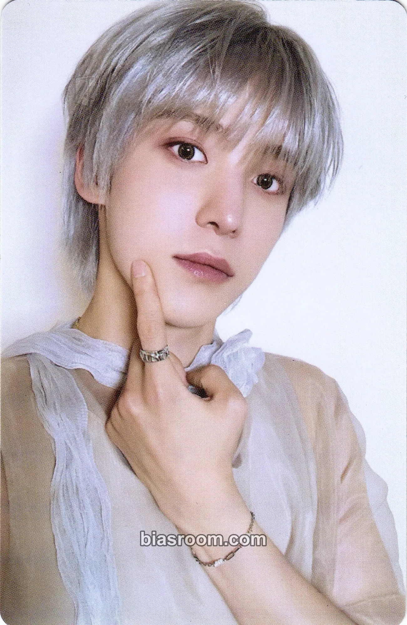 Yunho GOLDEN HOUR : Part.2 Photocard - ATEEZ - ATEEZ K-pop photocard