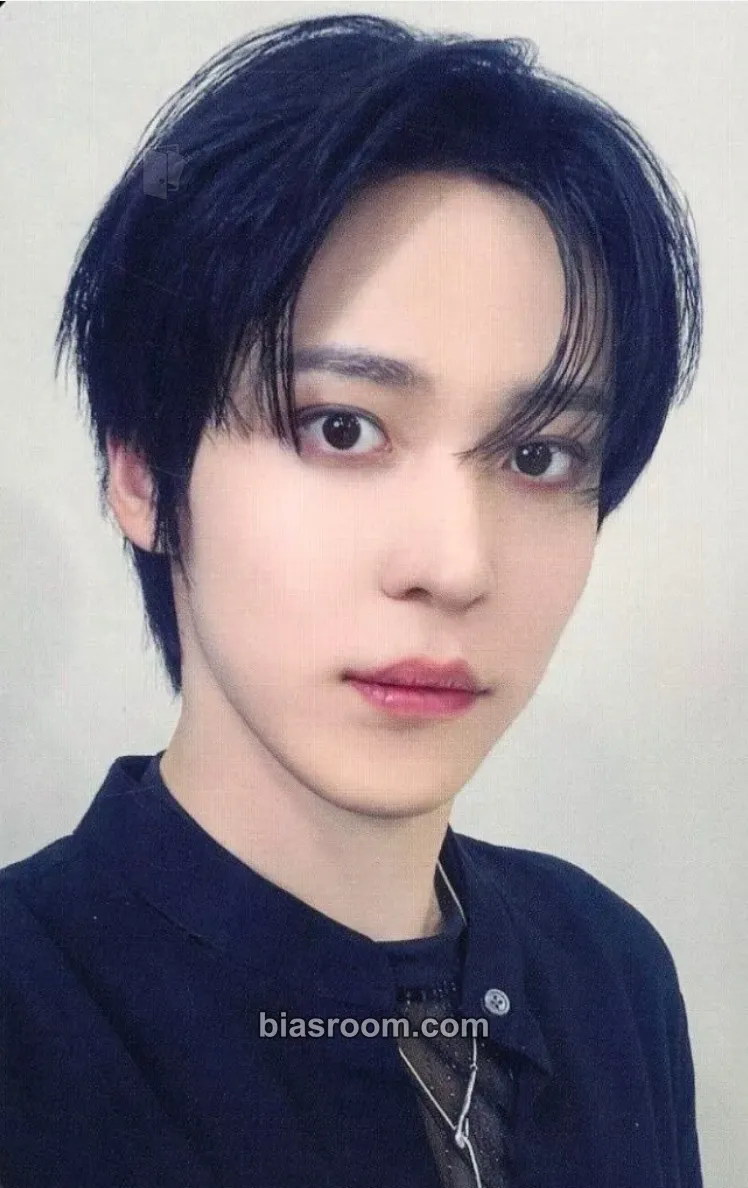 Yunho Ashes to Light Photocard - ATEEZ - ATEEZ K-pop photocard