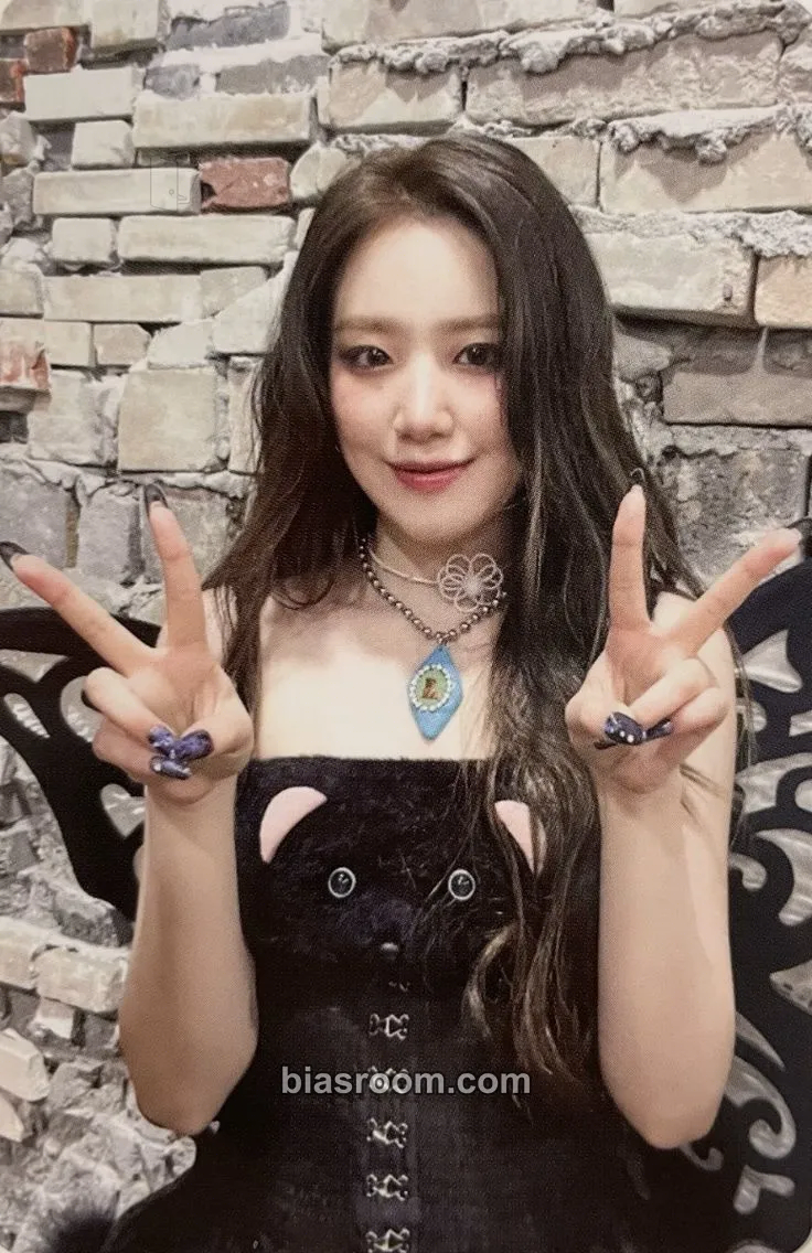 Shuhua I Feel Photocard - i-dle - i-dle K-pop photocard