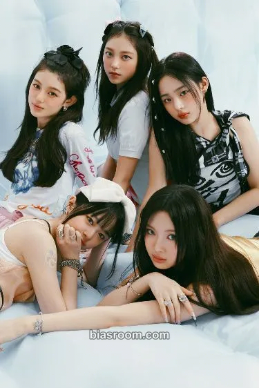 NewJeans 2nd EP “Get Up” Photocard - NewJeans - NewJeans K-pop photocard