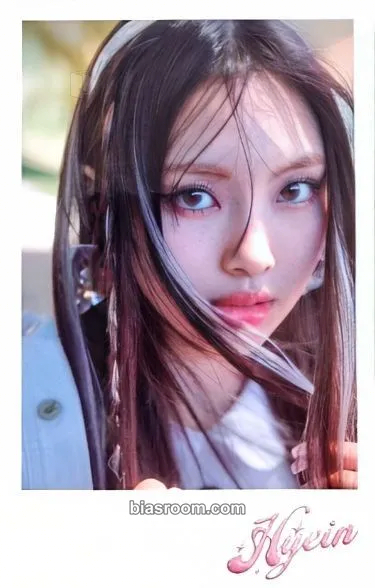 Hyein NewJeans 2nd EP “Get Up” Photocard - NewJeans - NewJeans K-pop photocard