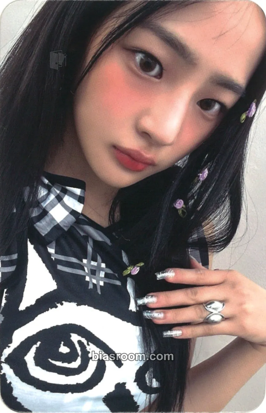 Minji NewJeans 2nd EP “Get Up” Photocard - NewJeans - NewJeans K-pop photocard