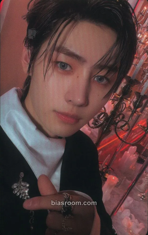 Sunghoon DARK BLOOD Photocard - ENHYPEN - ENHYPEN K-pop photocard