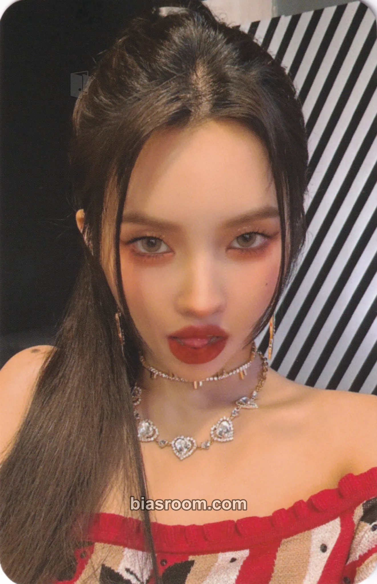 Soyeon I Feel Photocard - i-dle - i-dle K-pop photocard