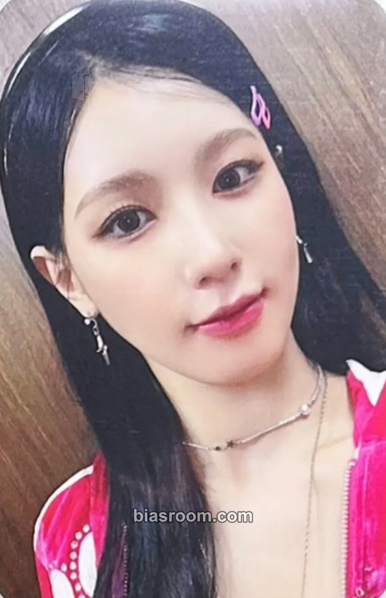 Miyeon I Feel Photocard - i-dle - i-dle K-pop photocard