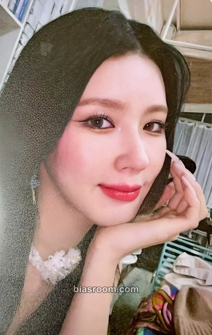 Miyeon I Feel Photocard - i-dle - i-dle K-pop photocard