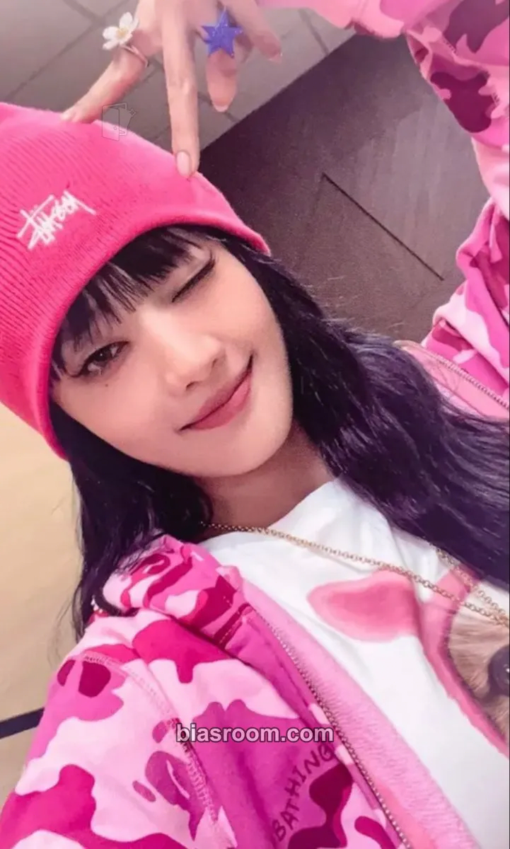 Minnie I Feel Photocard - i-dle - i-dle K-pop photocard