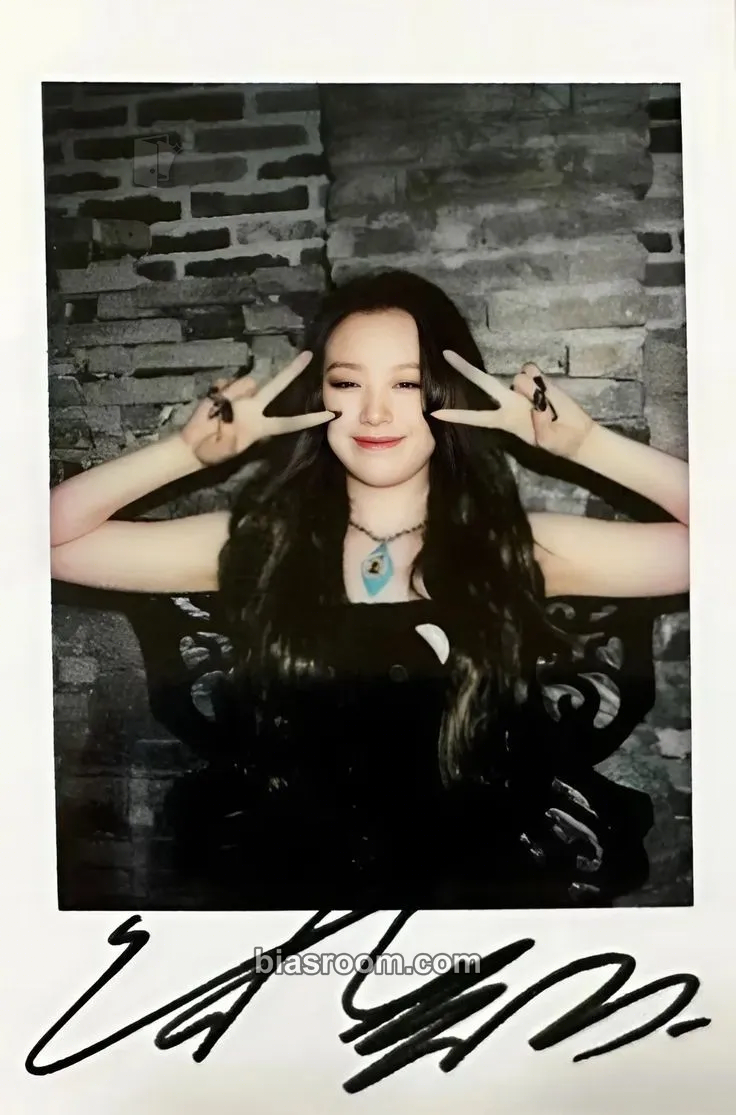 Shuhua I Feel Photocard - i-dle - i-dle K-pop photocard