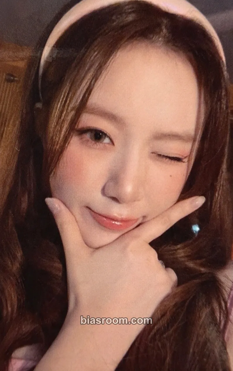 Shuhua I Feel Photocard - i-dle - i-dle K-pop photocard