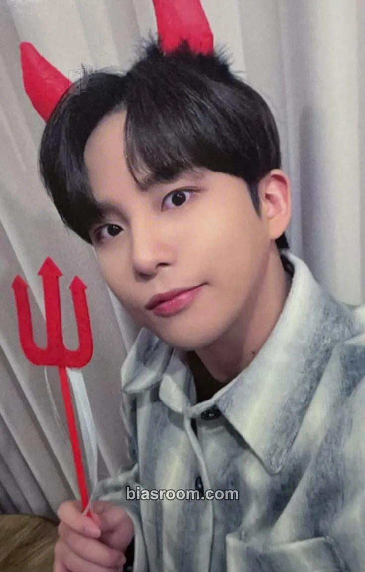 Jongho THE WORLD EP.FIN : WILL Photocard - ATEEZ - ATEEZ K-pop photocard