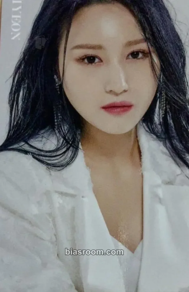 Dreamcatcher - Siyeon - The Beginning of the End Album japanese album album photocard regular version