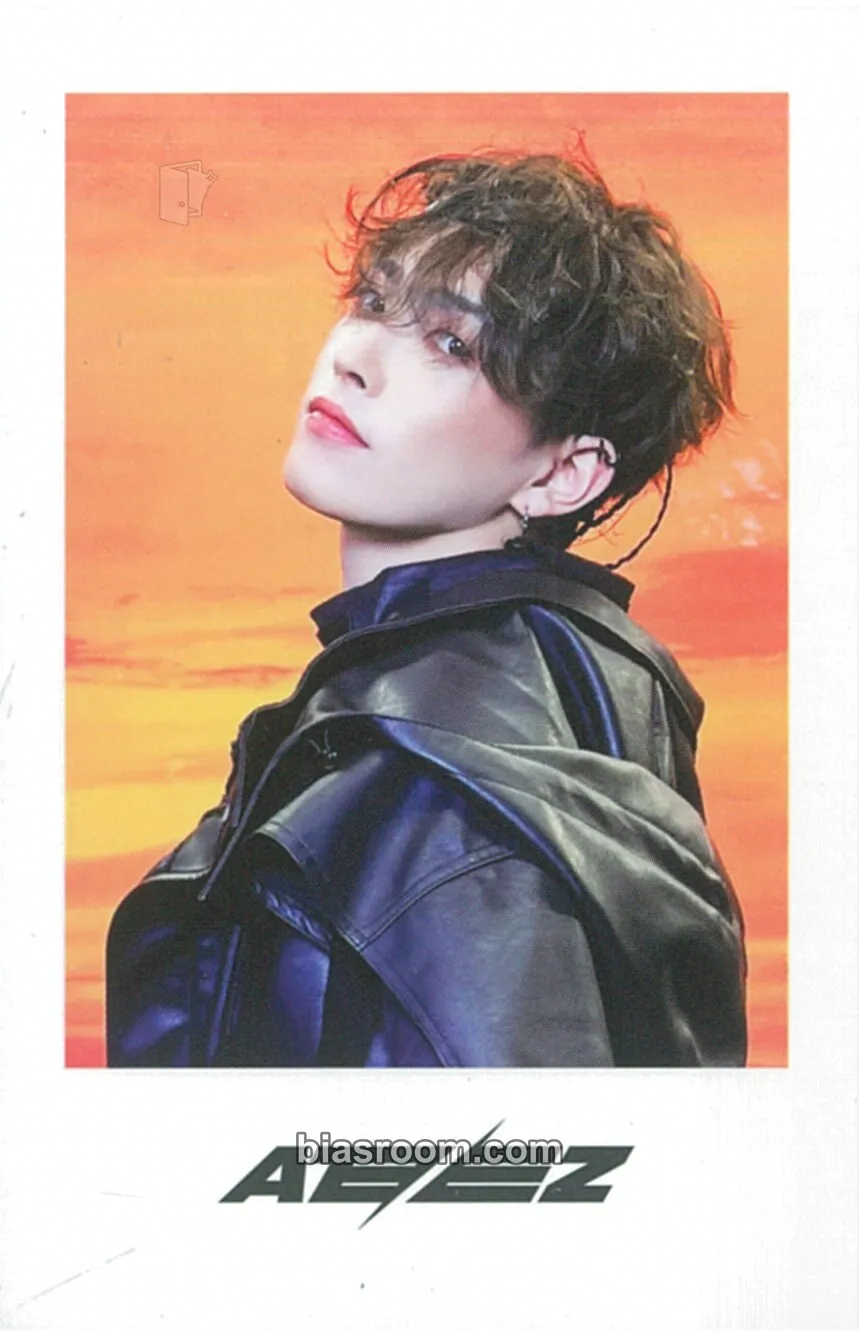 Hongjoong THE WORLD EP.FIN : WILL Photocard - ATEEZ - ATEEZ K-pop photocard