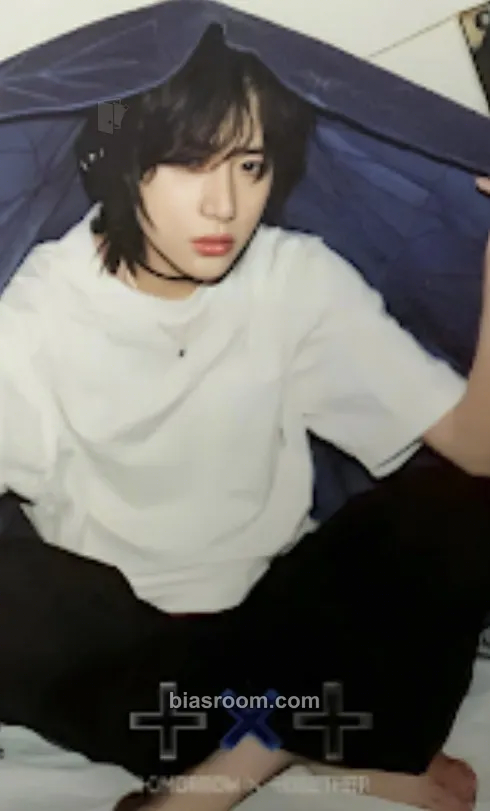 Beomgyu The Chaos Chapter: FREEZE Photocard - TOMORROW X TOGETHER - TOMORROW X TOGETHER K-pop photocard