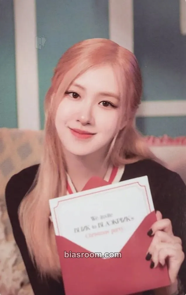 Rosé BPTG - 2024 Merry Blinkmas Photocard - BLACKPINK - BLACKPINK K-pop photocard